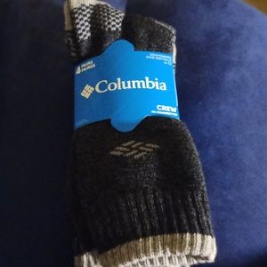 Columbia 4 pairs men socks Shoe size 6-12 color black